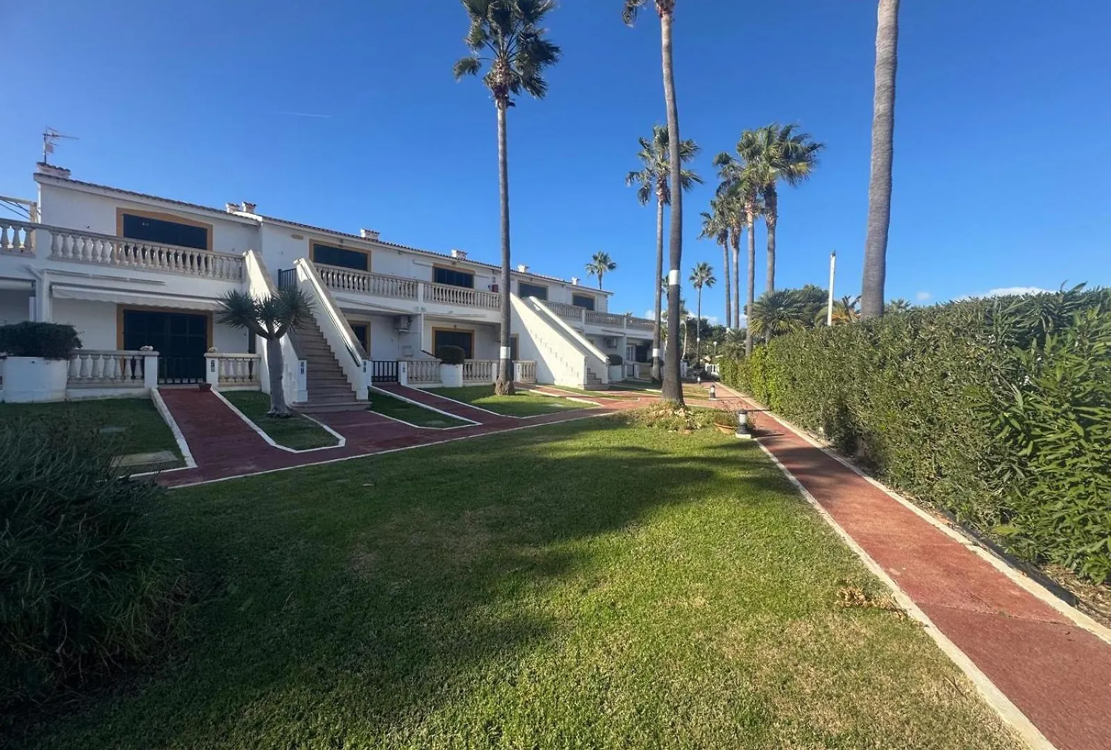 Can Alfredo, Apartamento Cala En Bosch Con Piscina, Terraza Y Jardin Privado